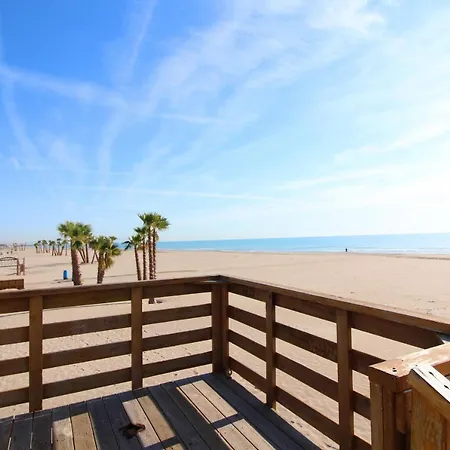 Global Properties, Con Terraza Y Vistas A La Costa Mediterranea Apartment *