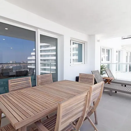Global Properties, Con Terraza Y Vistas A La Costa Mediterranea *