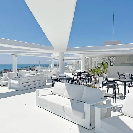 Global Properties, Con Terraza Y Vistas A La Costa Mediterranea *